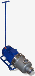 Самовсасывающий насос на тележке